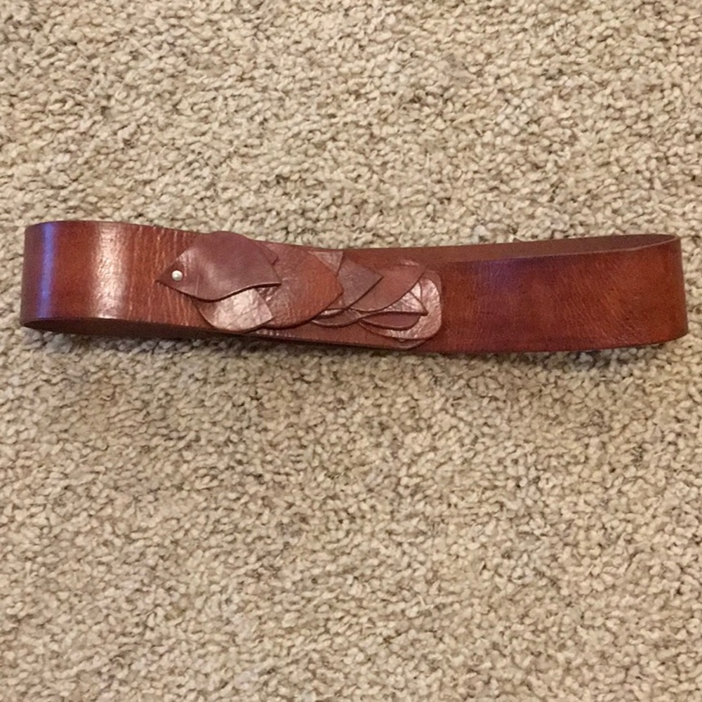 Chico’s leather belt Size Large